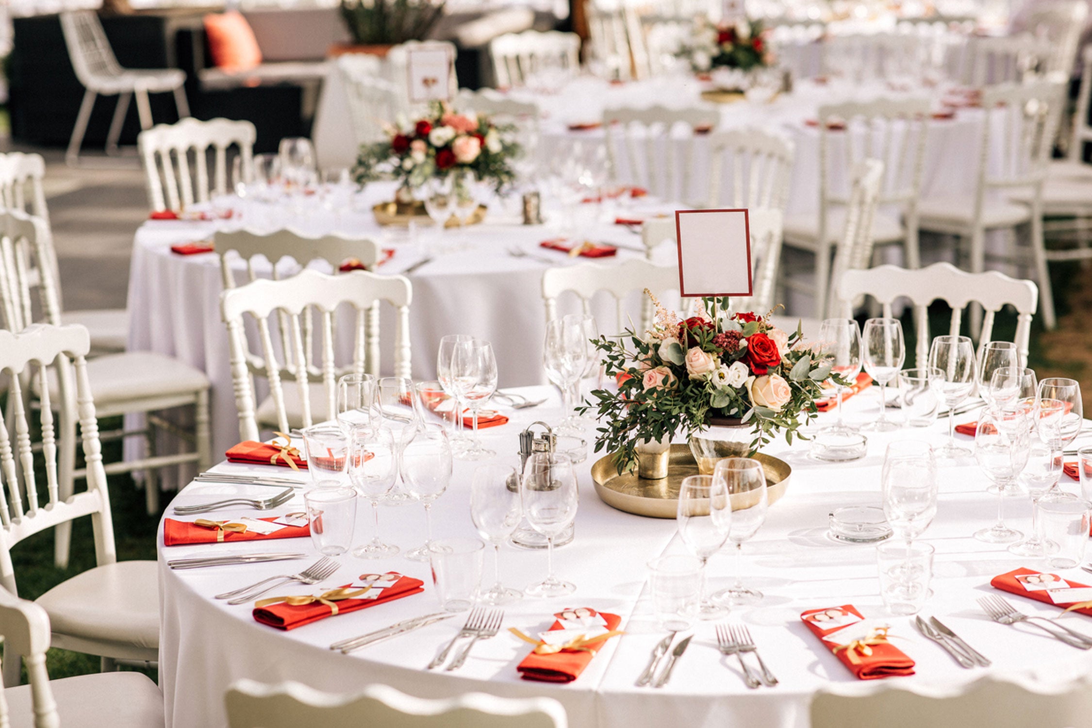 Table Linen Guide: How to Pick the Right Table Linen for Your Event