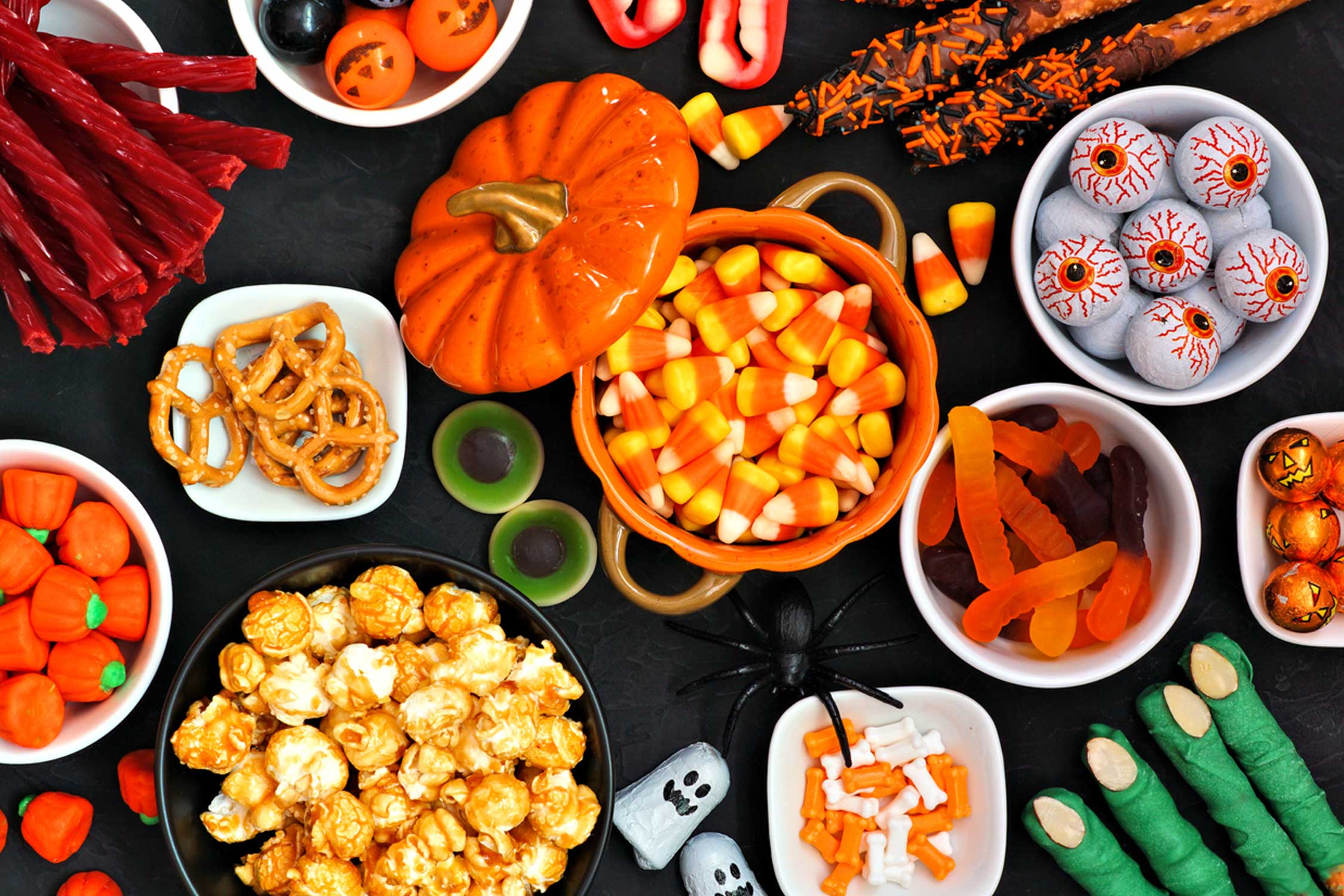 Get Creative with Halloween Party Supplies