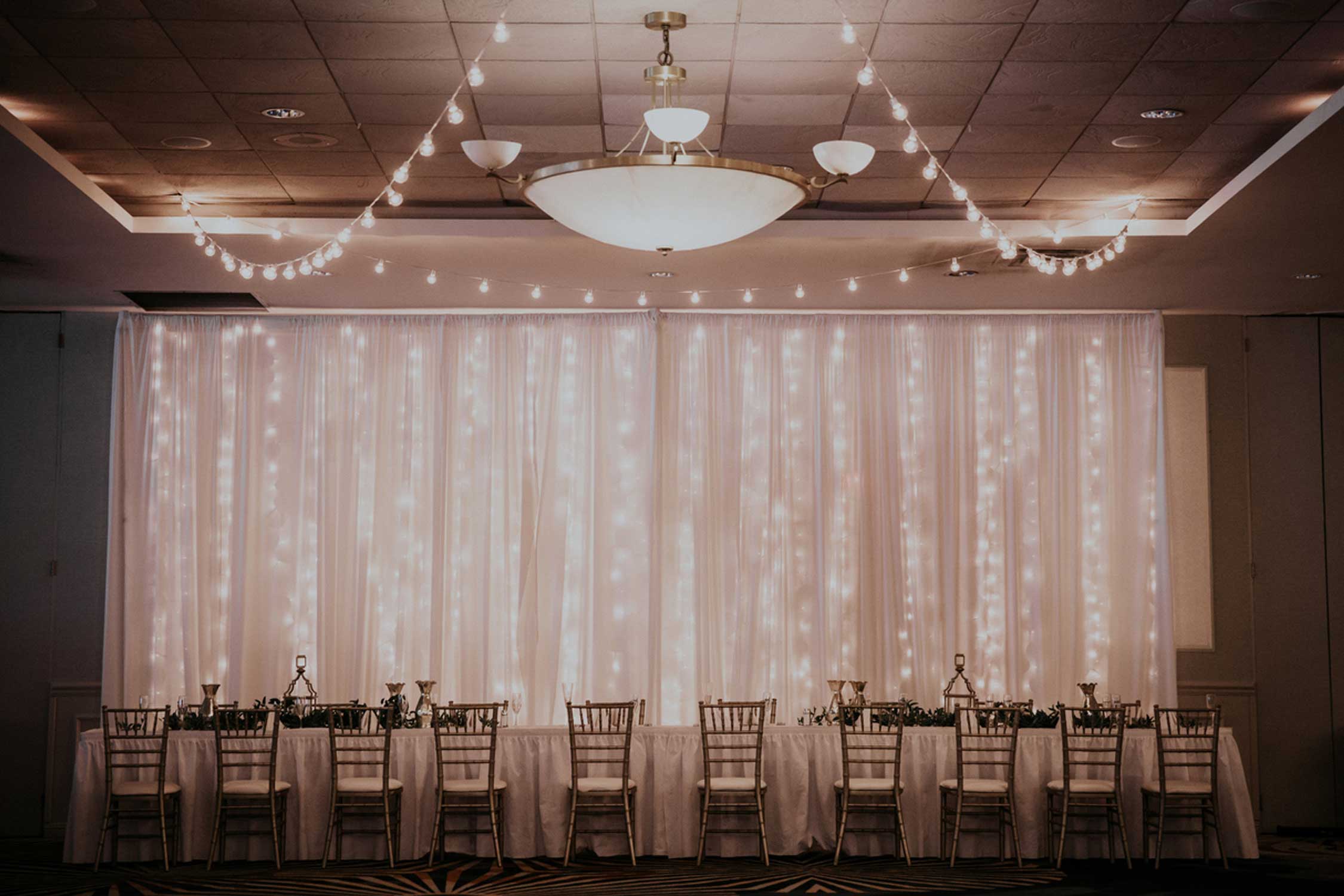 Create a Cozy Atmosphere with Candles and LED Lights