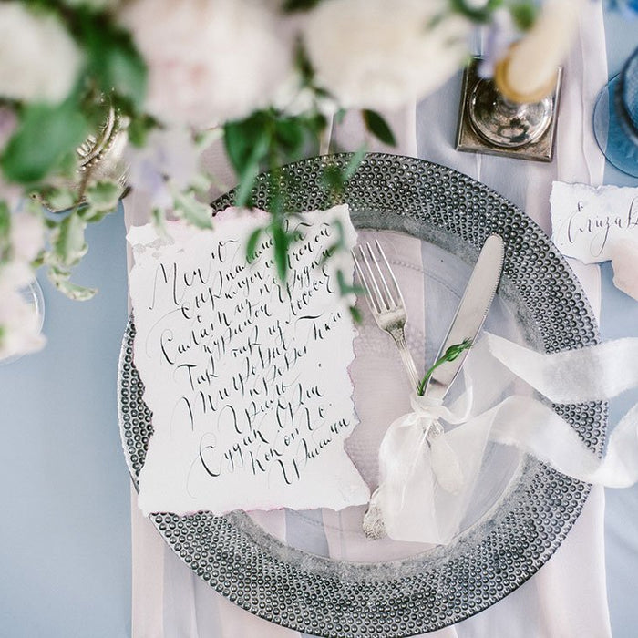 How To Use Charger Plates for Your Table Settings