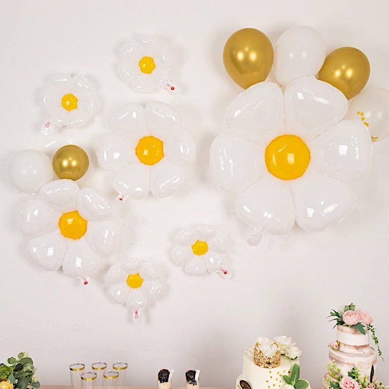10 Daisy Flower-Shaped Mylar Foil Party Balloons - White BLOON_FOL0025_SET_WHT