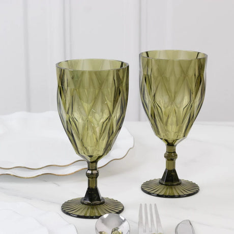 12 Diamond Cut 11oz Vintage Goblets Plastic Wine Glasses
