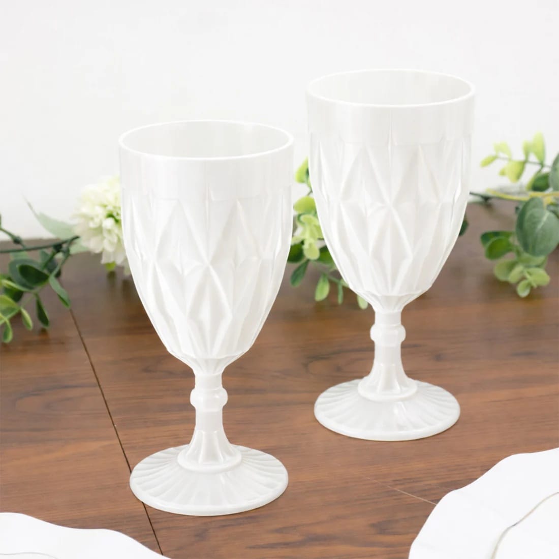12 Diamond Cut 11oz Vintage Goblets Plastic Wine Glasses