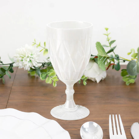 12 Diamond Cut 11oz Vintage Goblets Plastic Wine Glasses