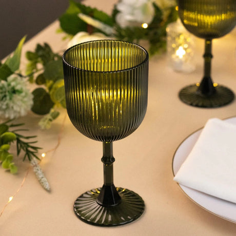 12 Plastic Wine Glasses Vintage Ribbed Pattern