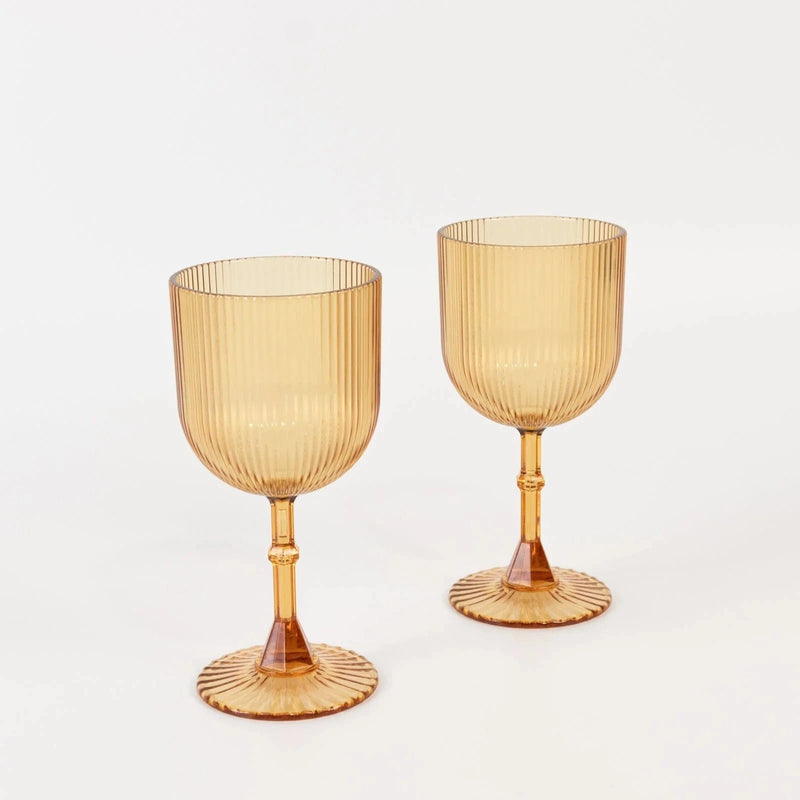12 Plastic Wine Glasses Vintage Ribbed Pattern