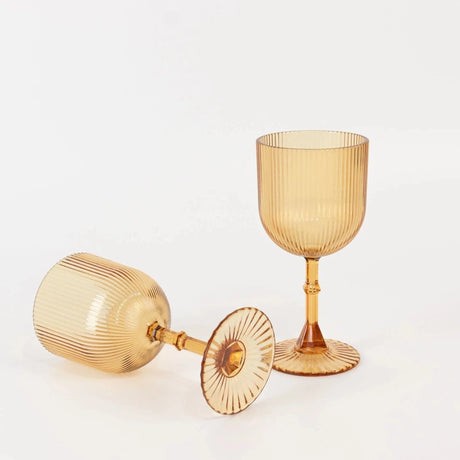 12 Plastic Wine Glasses Vintage Ribbed Pattern