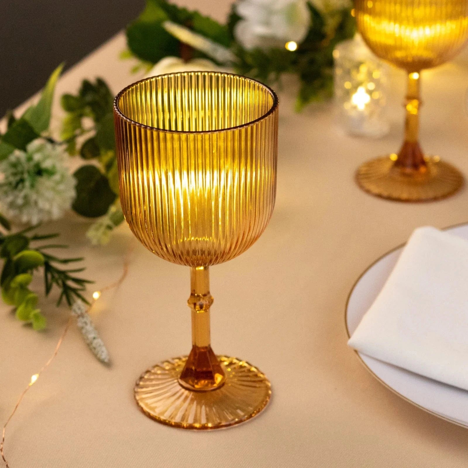 12 Plastic Wine Glasses Vintage Ribbed Pattern