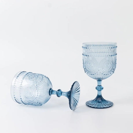 12 Shatterproof 15oz Plastic Wine Glasses with Embossed Floral Pattern