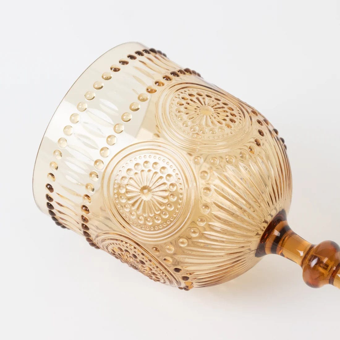 12 Shatterproof 15oz Plastic Wine Glasses with Embossed Floral Pattern