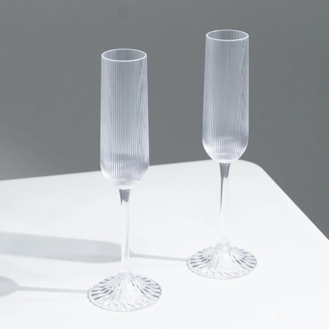 12 Vintage 4 oz Plastic Champagne Flutes Ribbed Disposable Glasses