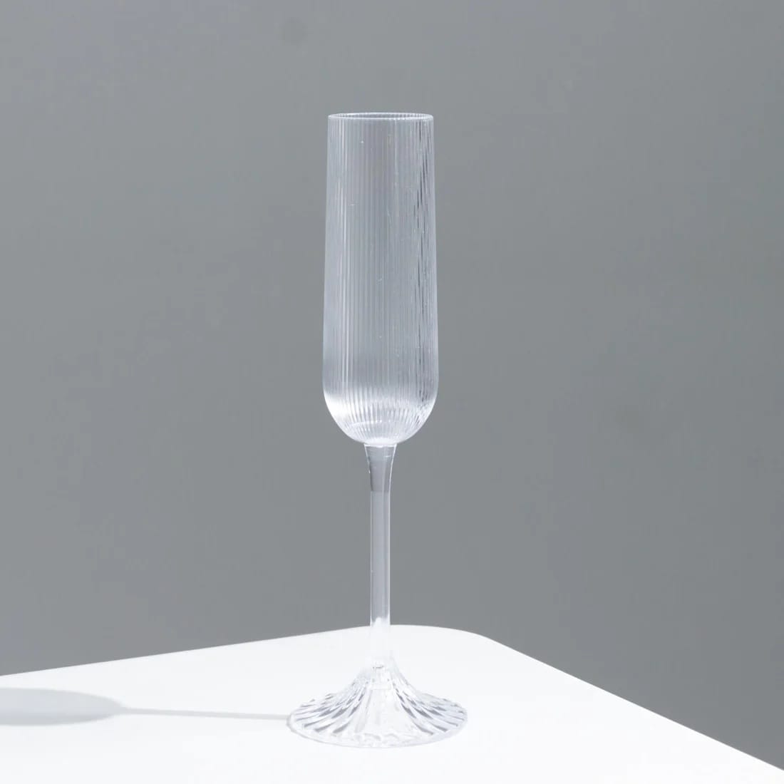 12 Vintage 4 oz Plastic Champagne Flutes Ribbed Disposable Glasses