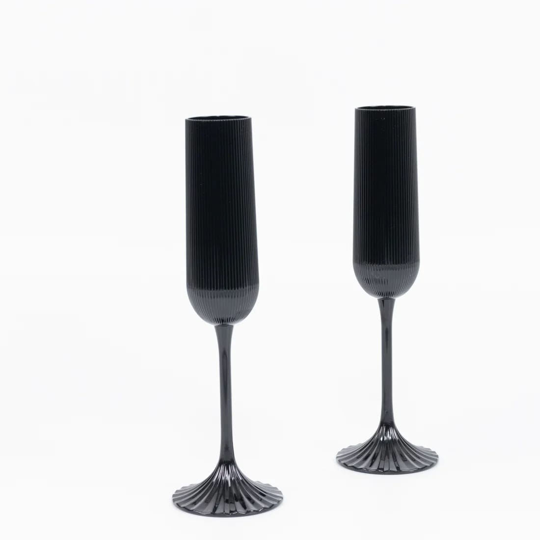12 Vintage 4 oz Plastic Champagne Flutes Ribbed Disposable Glasses DSP_CUCP008_5_BLK