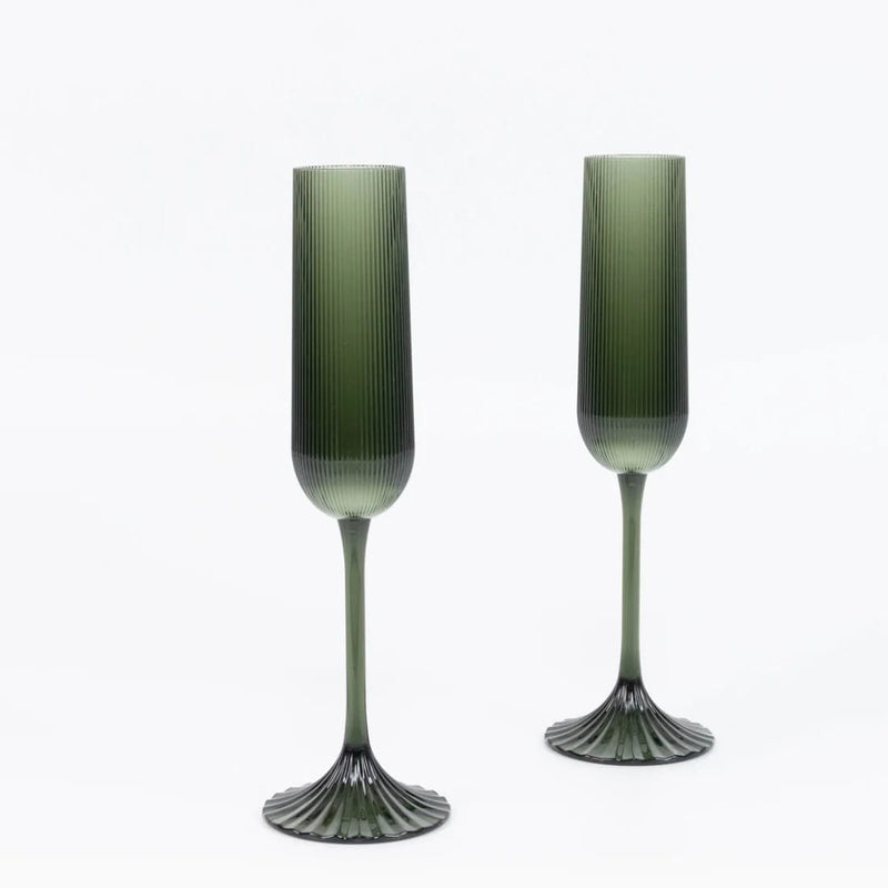 12 Vintage 4 oz Plastic Champagne Flutes Ribbed Disposable Glasses DSP_CUCP008_5_HUNT