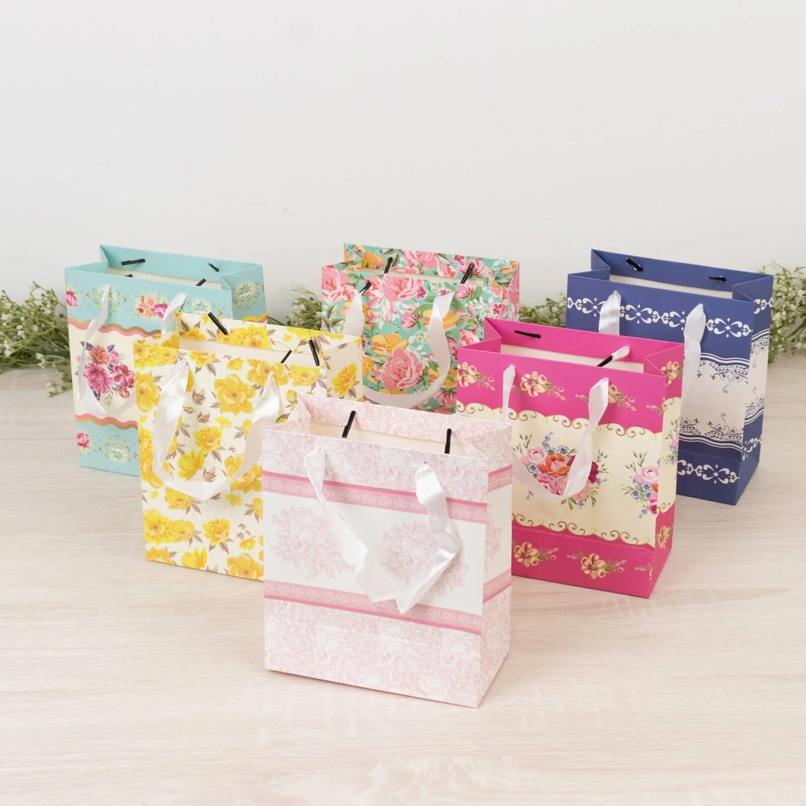 12 Vintage Floral Paper Gift Bags with Ribbon Handles - Assorted BAG_PAP08_6X7_TEA017_MIX