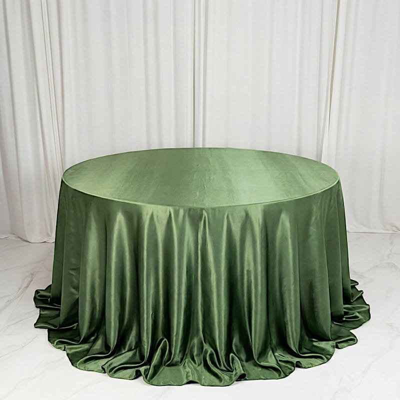 132" Round Premium Velvet Tablecloth