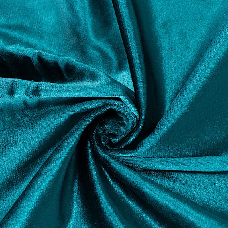 132" Round Premium Velvet Tablecloth