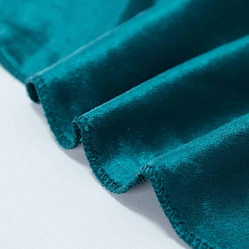 132" Round Premium Velvet Tablecloth