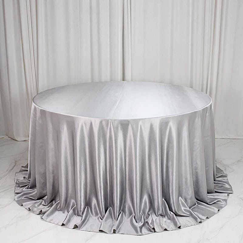 132" Round Premium Velvet Tablecloth