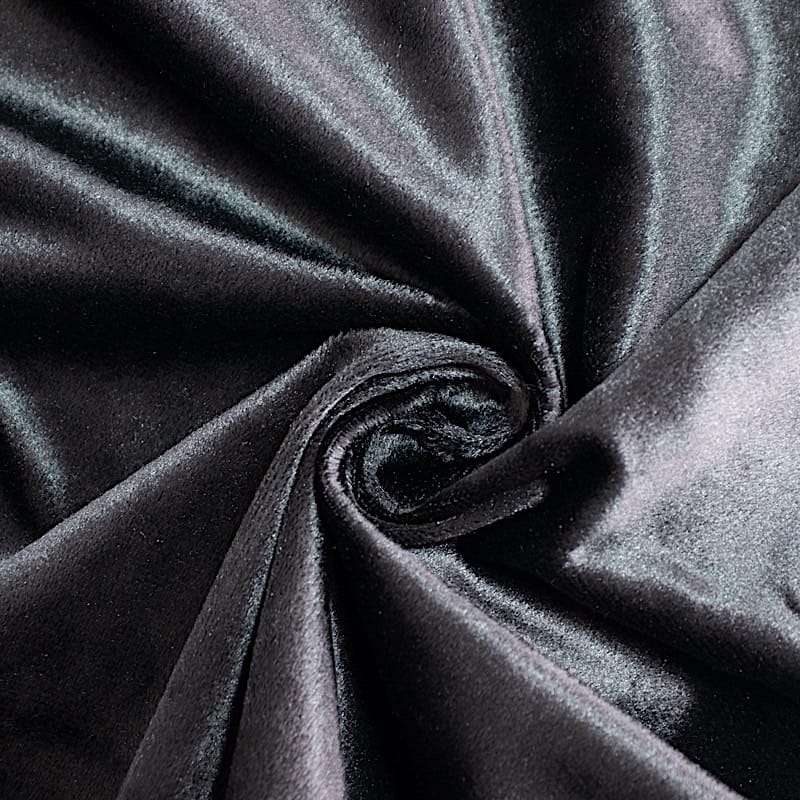 132" Round Premium Velvet Tablecloth