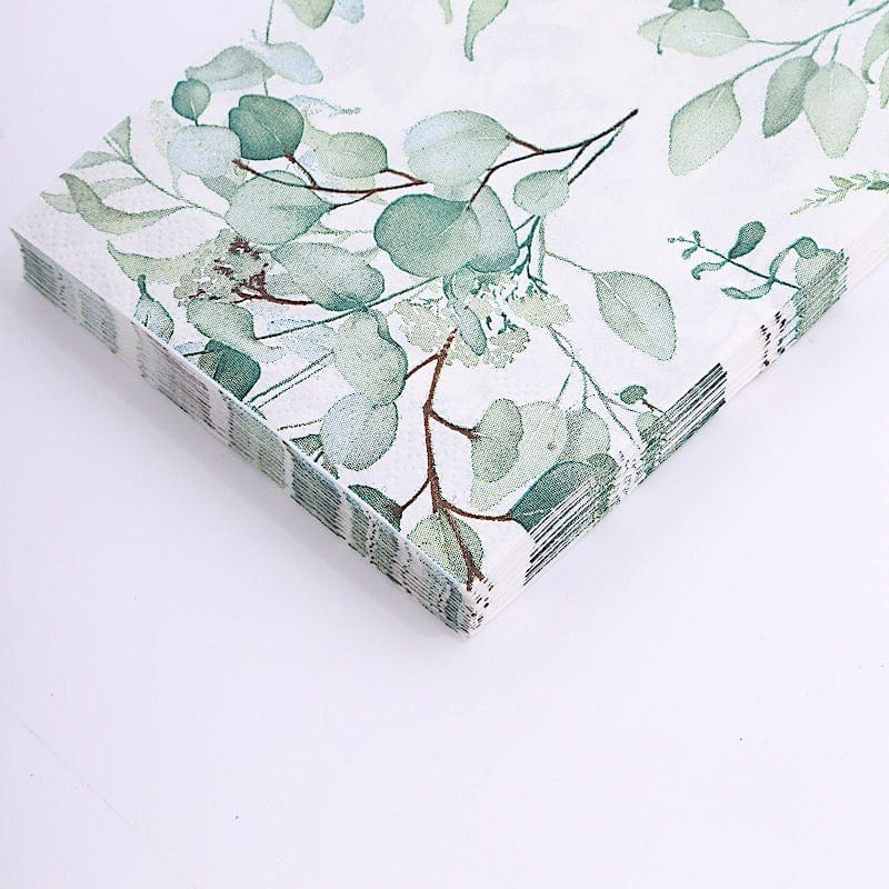 20 Paper Disposable Dinner Napkins with Leaves Design - White and Green NAP_DIN08_GRN