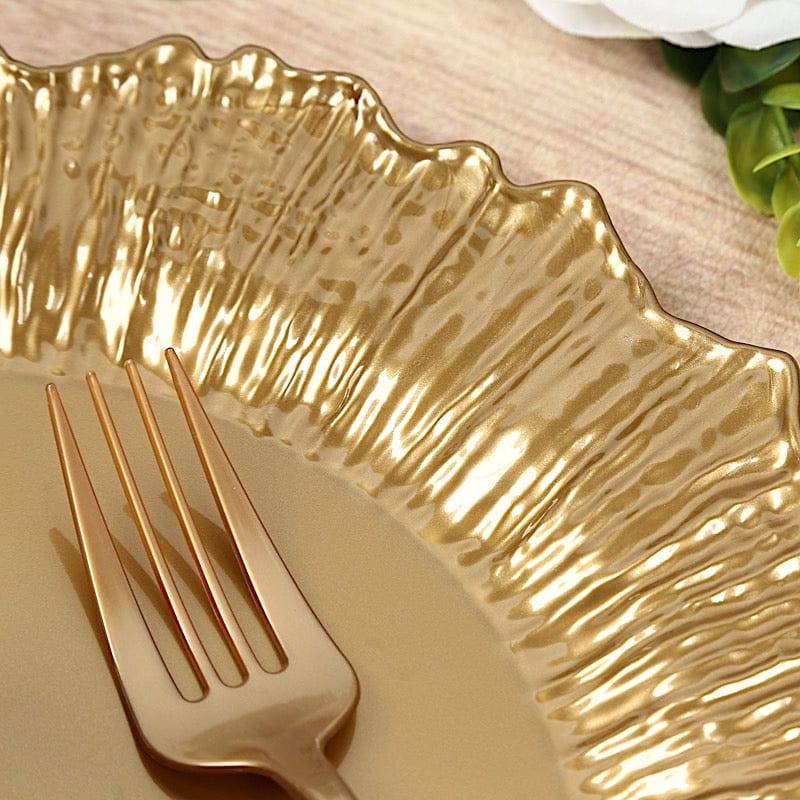 20 pcs 10" wide Plastic  Plates with Reef Desig - Disposable Tableware