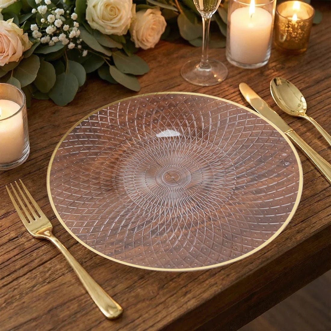 20 Round Plastic Salad Dinner Plates with Diamond Cut Pattern and Gold Rim