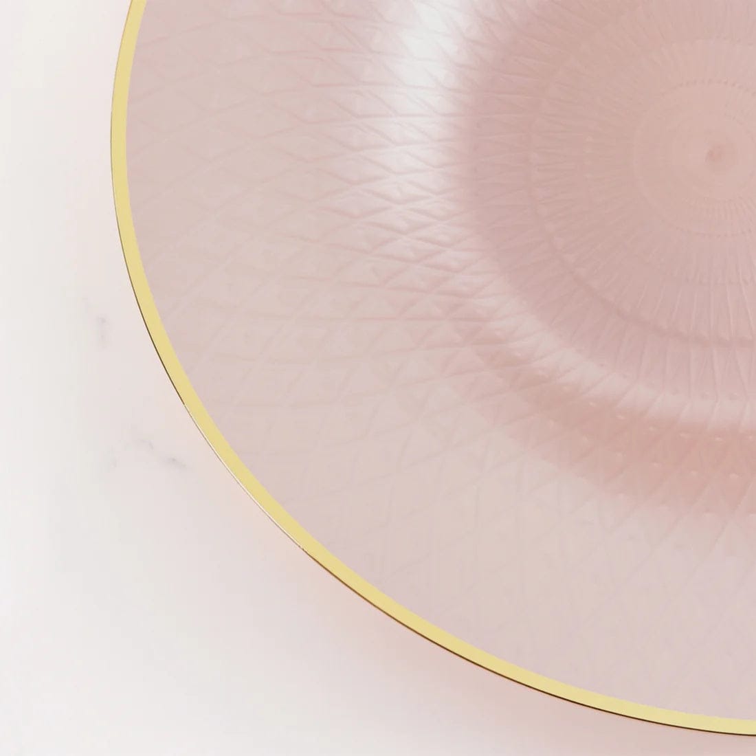 20 Round Plastic Salad Dinner Plates with Diamond Cut Pattern and Gold Rim