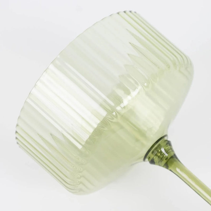 24 Ribbed 10 oz Premium Plastic Disposable Champagne Glasses with Detachable Stem