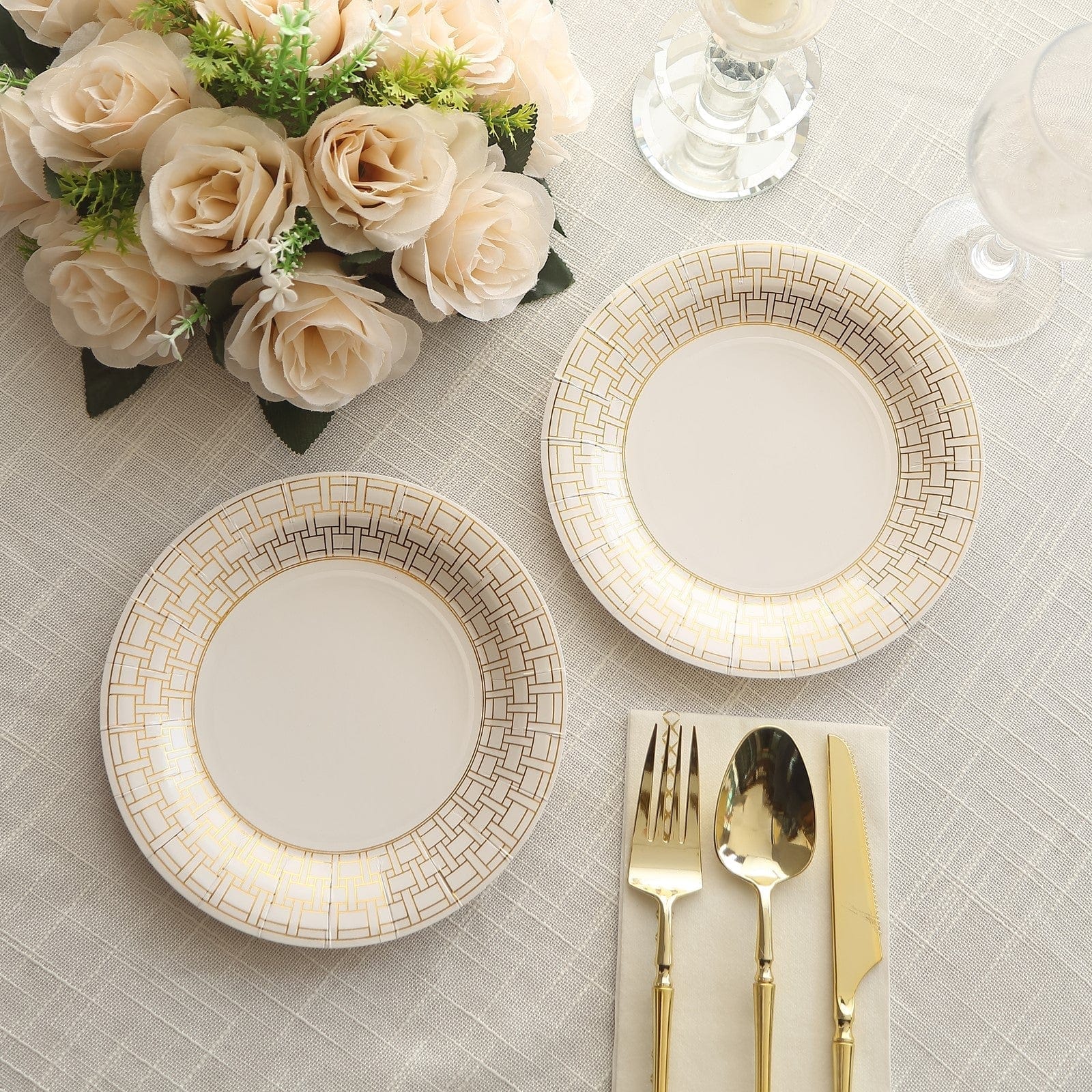 25 Dinner Paper Plates with Gold Basketweave Pattern Rim