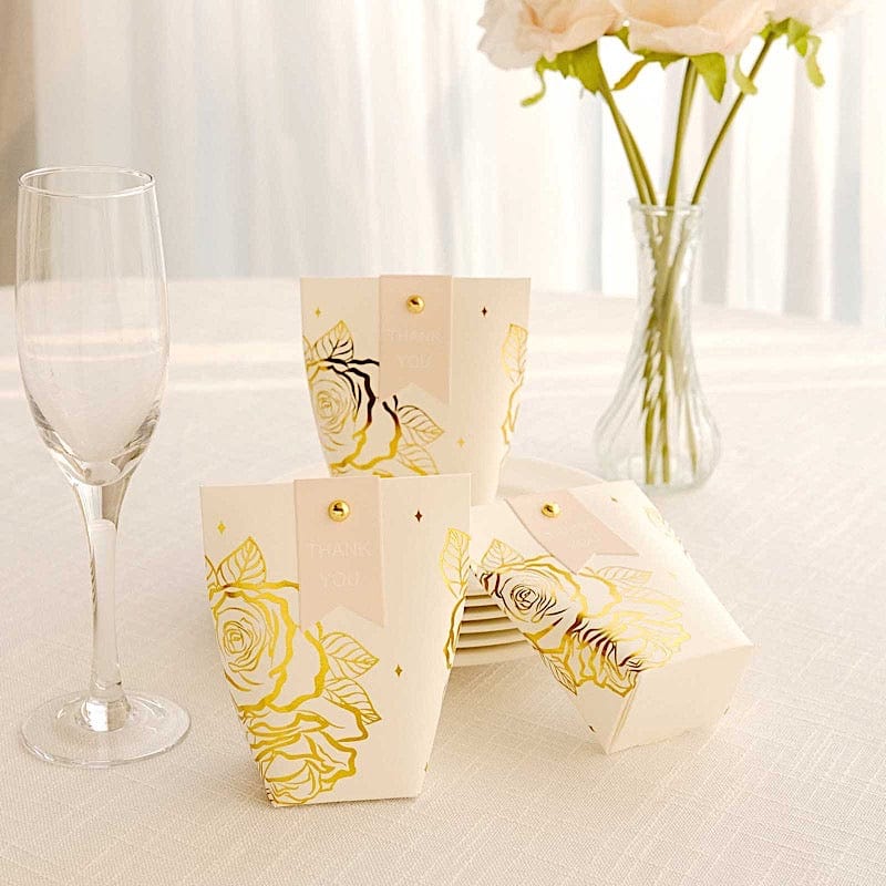 25 Paper Pouch Party Favor Boxes