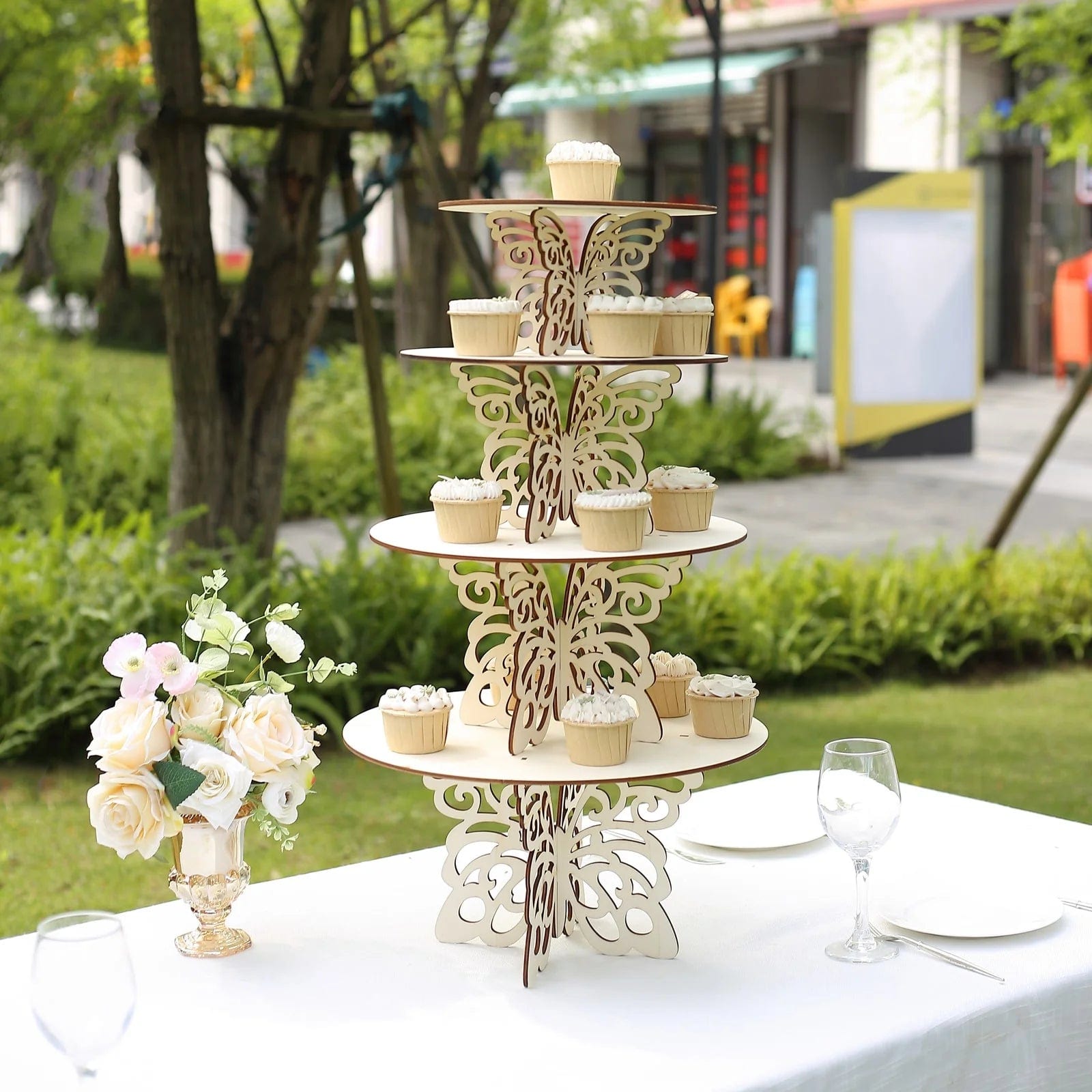 4 Butterfly Round Wooden Cake Stand - Natural CAKE_WOD019_SET_NAT