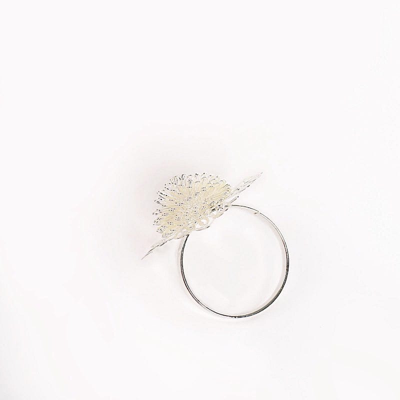 4 Metal 2" Elegant Daisy Flower Napkin Rings - Silver NAP_RING40_SILV