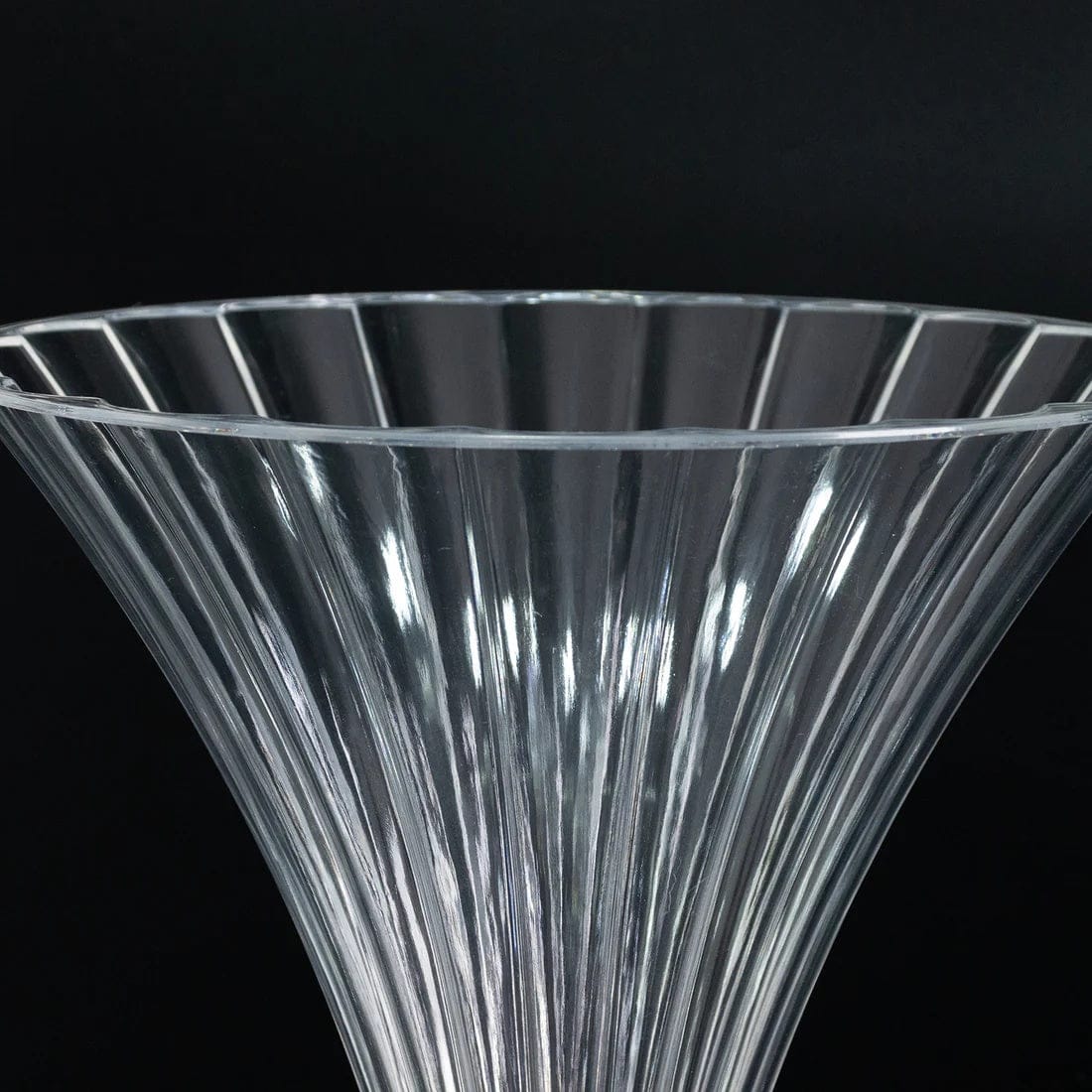 4 Ribbed Acrylic Reversible Trumpet Flower Vases with Crystal Ball - Clear