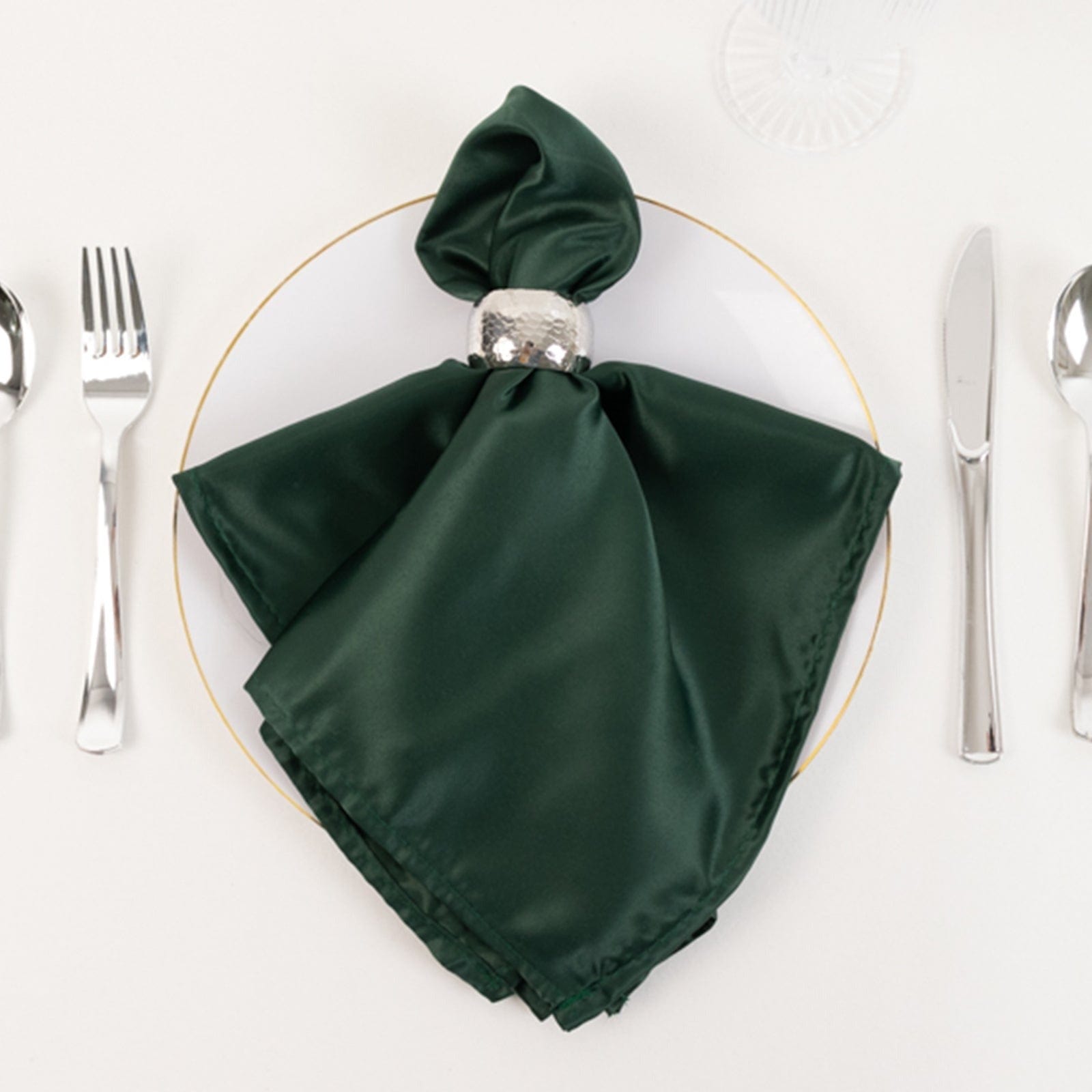 5 Lamour Satin Napkins