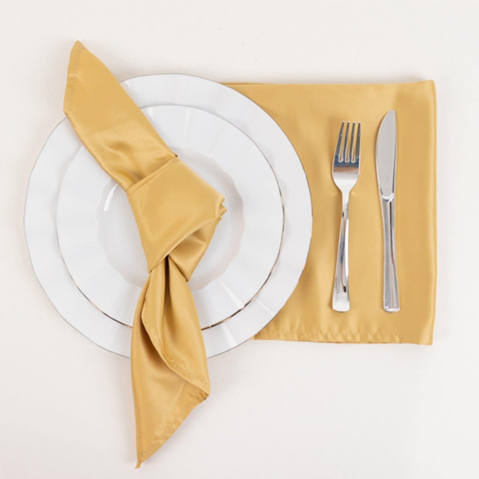 5 Lamour Satin Napkins