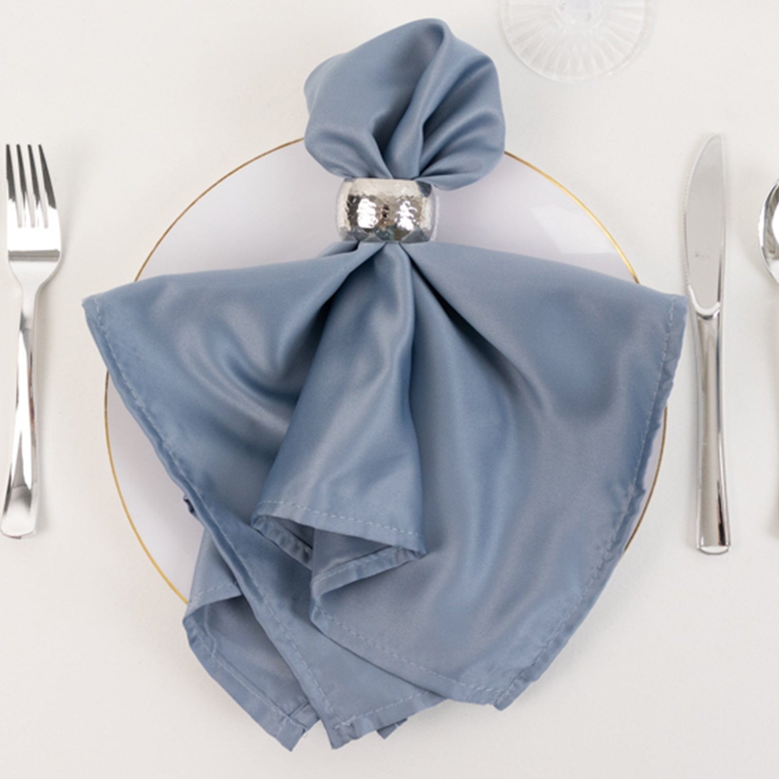 5 Lamour Satin Napkins