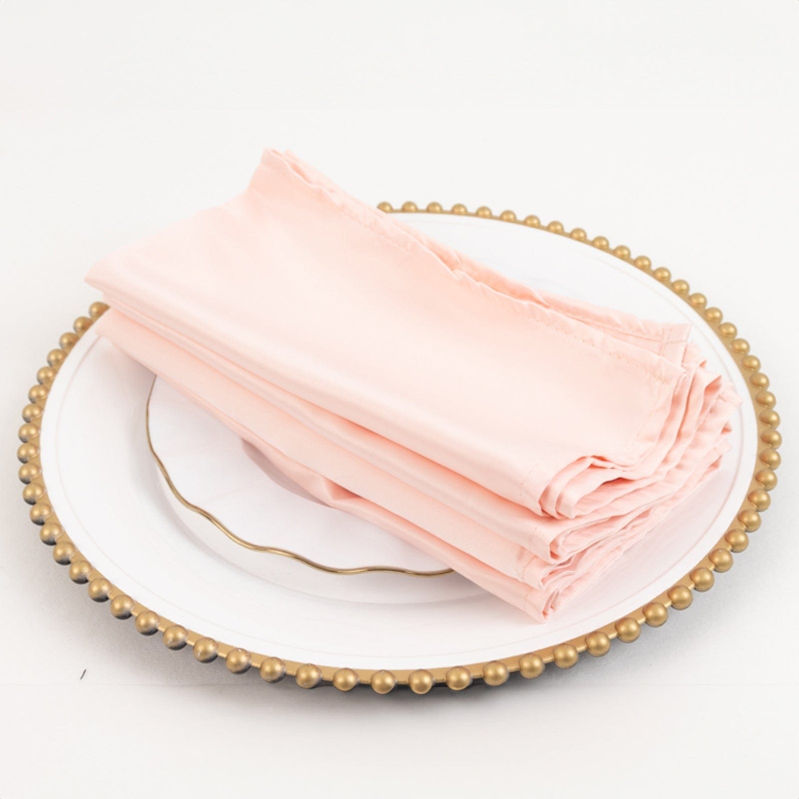 5 Lamour Satin Napkins