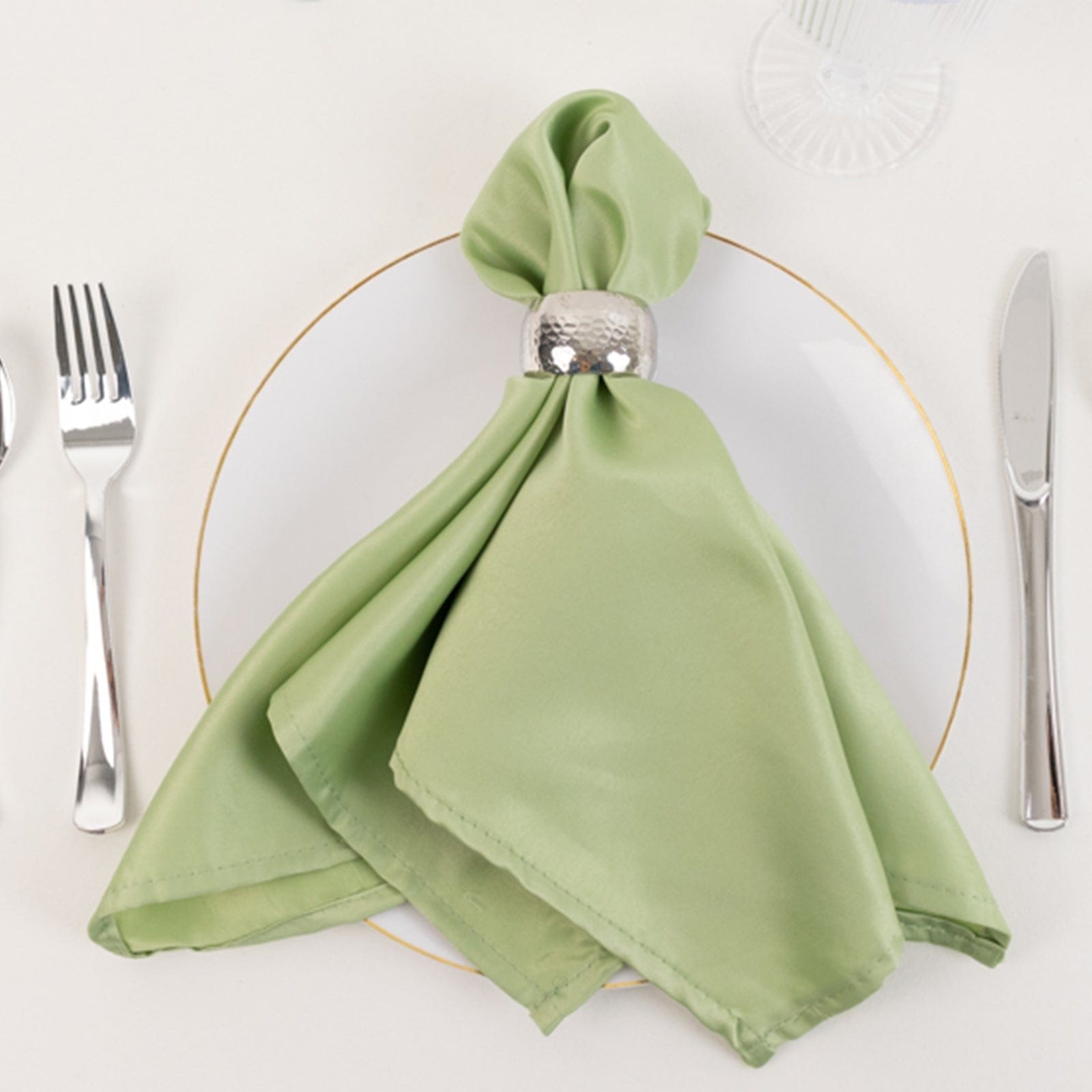 5 Lamour Satin Napkins