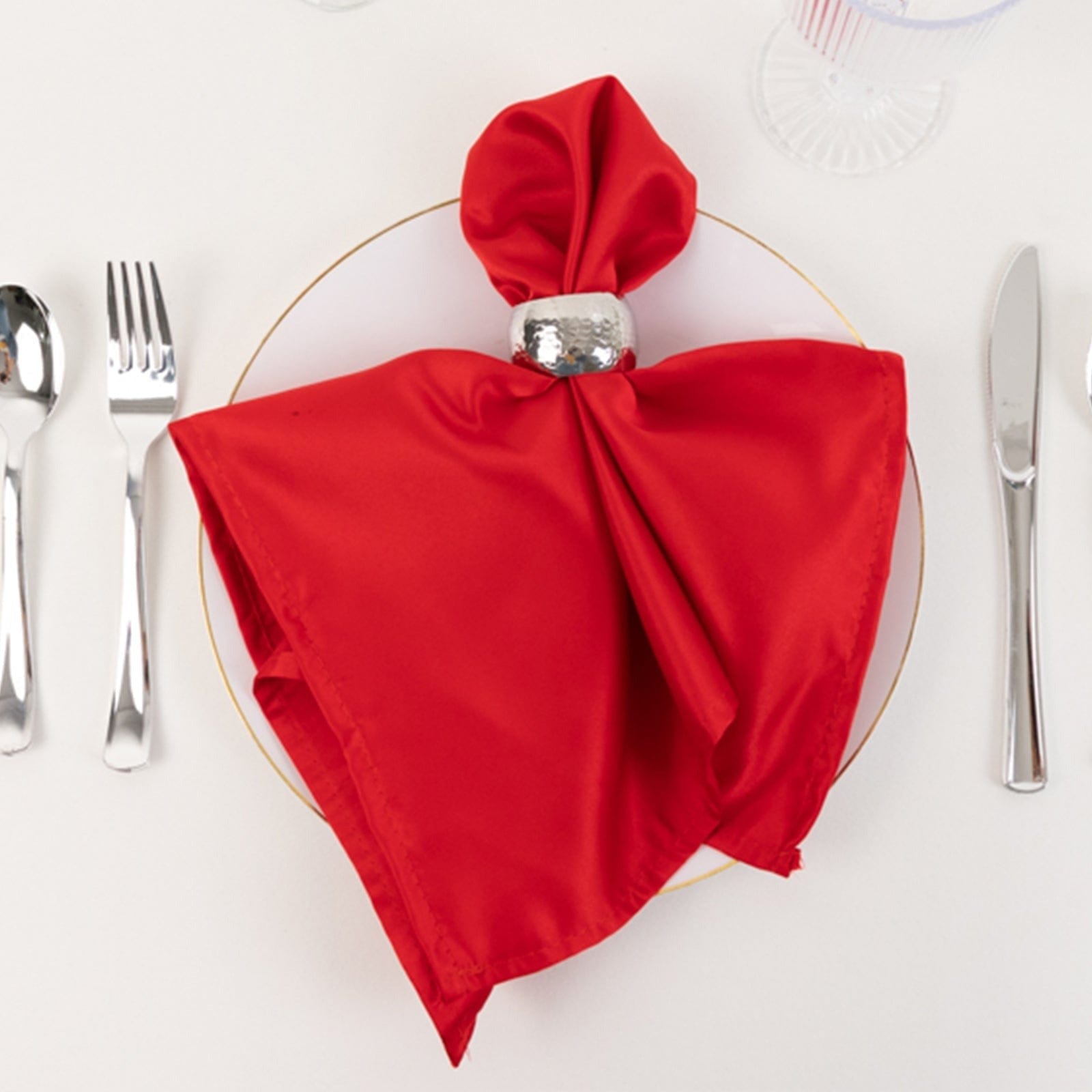 5 Lamour Satin Napkins