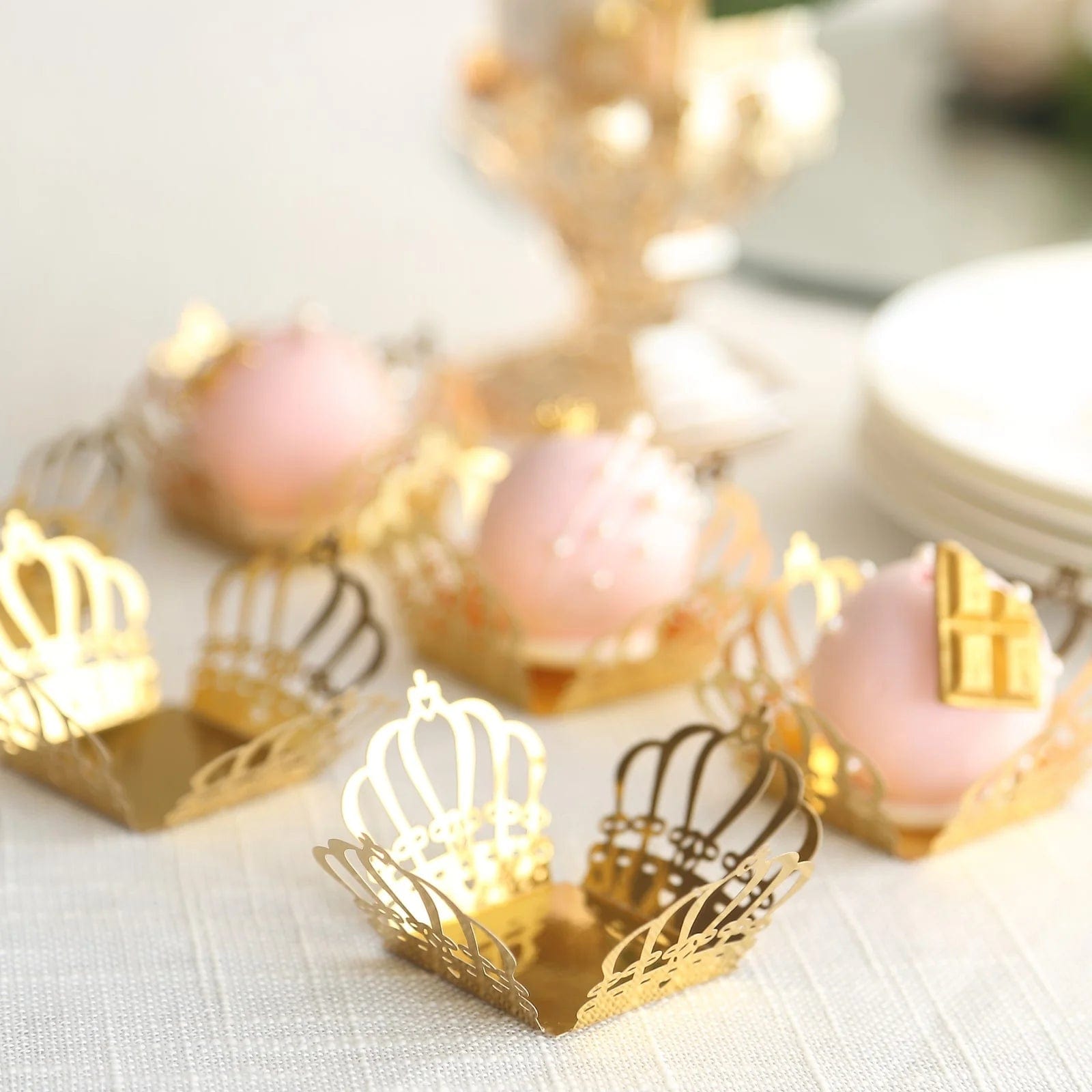 50 Mini Metallic Crown Truffle Cup Dessert Liners - Gold CAKE_WRAP_PAP06_GOLD