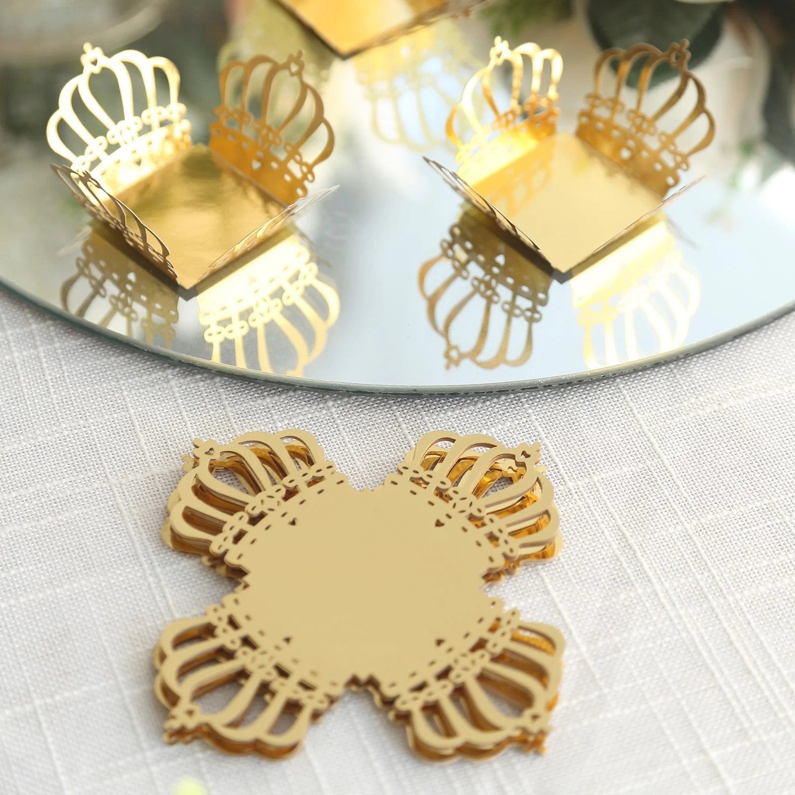 50 Mini Metallic Crown Truffle Cup Dessert Liners - Gold CAKE_WRAP_PAP06_GOLD