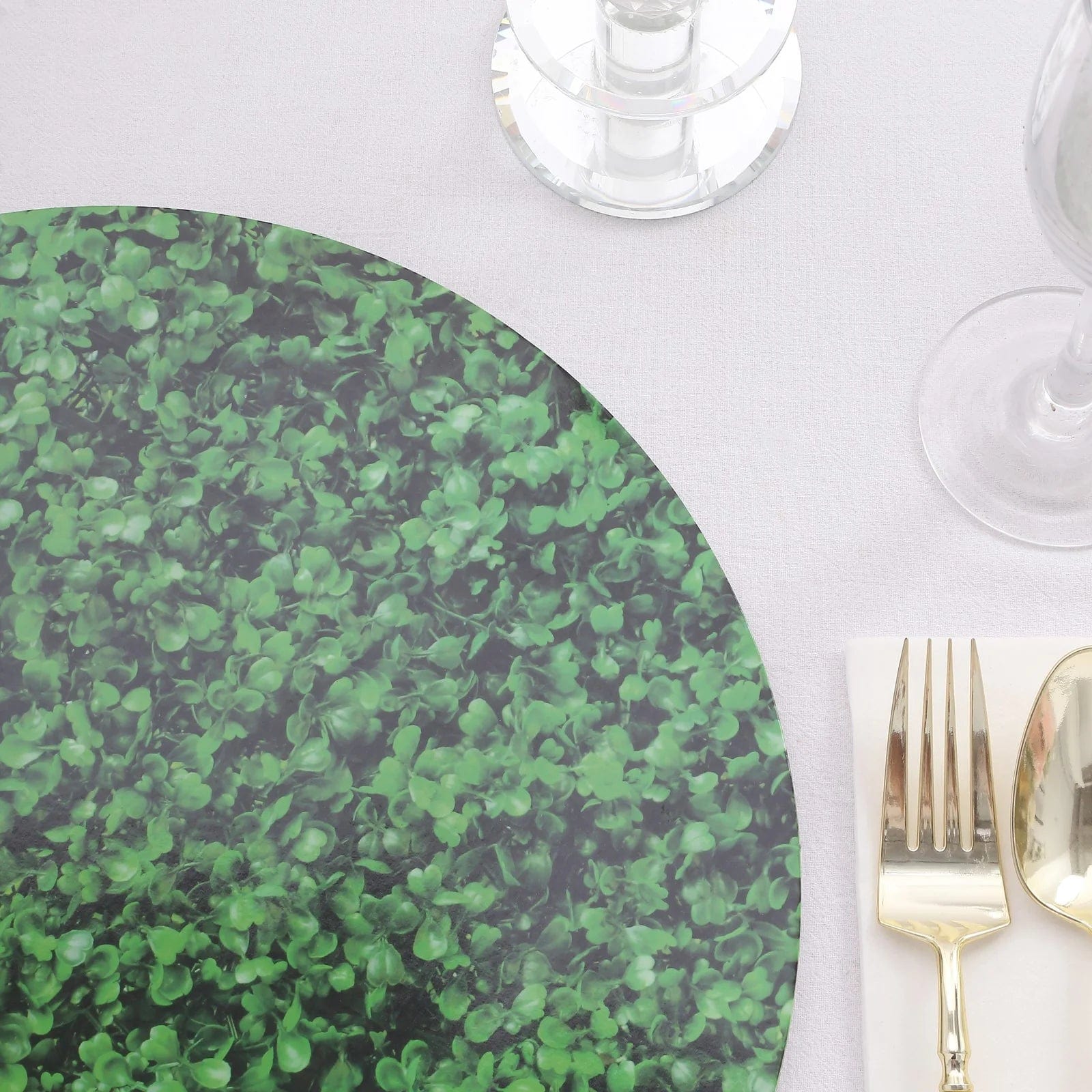 6 Boxwood Leaf Print Cardstock Paper Placemats - Green DSP_CHRG_R0014_GRN