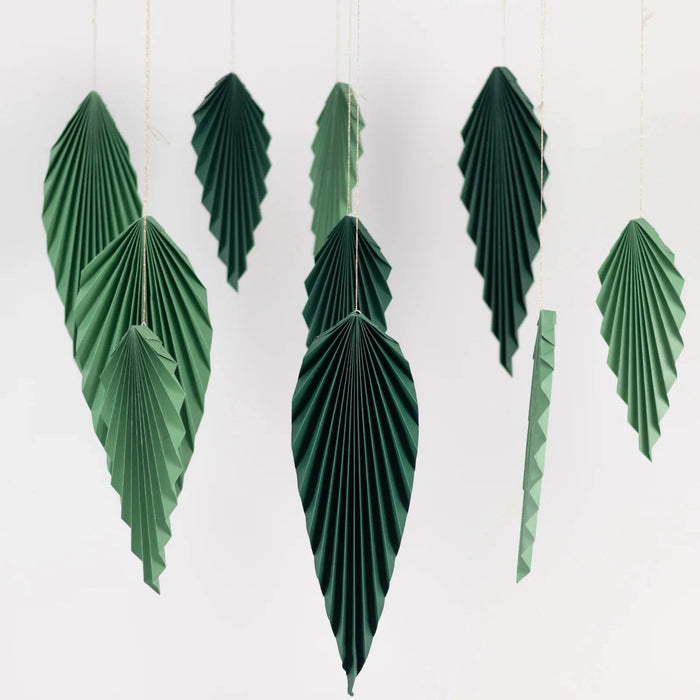 6 Leaves Hanging Paper Fans Wall Decor - Green PAP_FLO_LEAF01_MIXGN