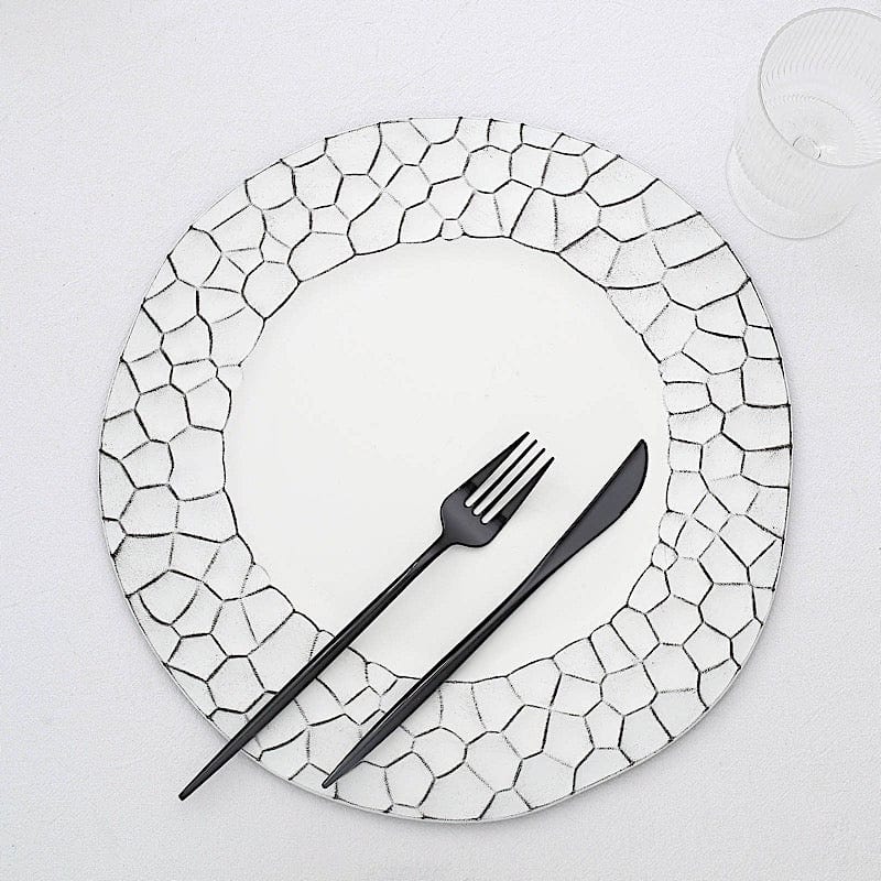 6 Plastic 13" Irregular Round Charger Plates with Giraffe Pattern Rim