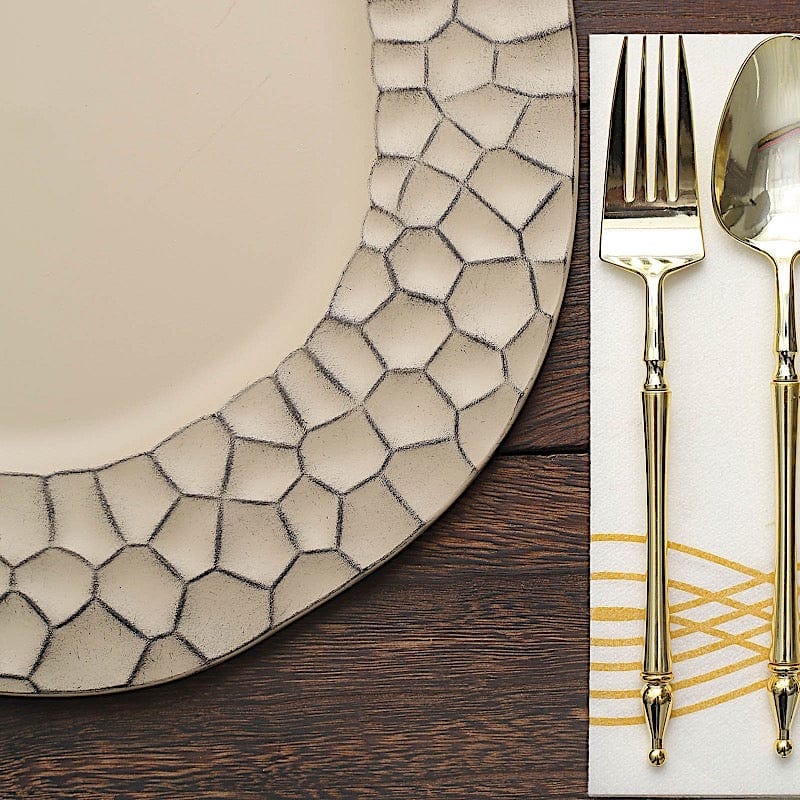 6 Plastic 13" Irregular Round Charger Plates with Giraffe Pattern Rim