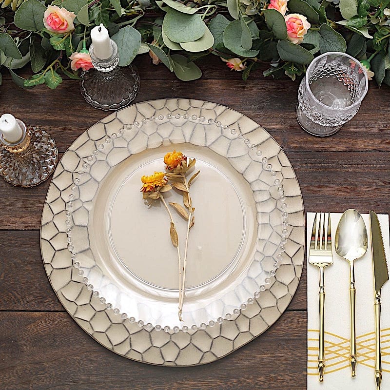 6 Plastic 13" Irregular Round Charger Plates with Giraffe Pattern Rim