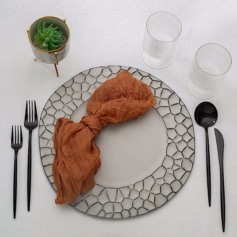 6 Plastic 13" Irregular Round Charger Plates with Giraffe Pattern Rim