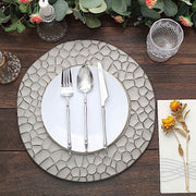 6 Plastic 13" Irregular Round Charger Plates with Giraffe Pattern Rim