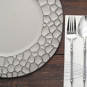 6 Plastic 13" Irregular Round Charger Plates with Giraffe Pattern Rim